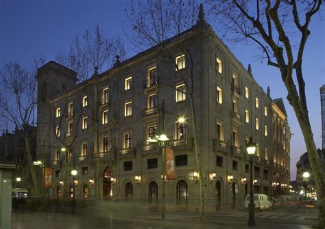 HOTEL 1898 .